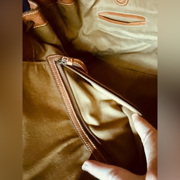 NWOT BANANA REPUBLIC 2006 Leather bag🍌👜 - Picture 10 of 15